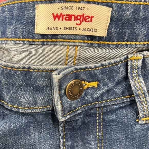 WRANGLER High Rise True Straight Women's Jeans Size 8x34 - Picture 3 of 10